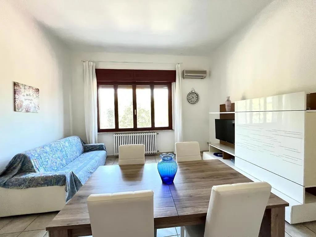 Vittoria Apartament Tirrenia Ιταλία