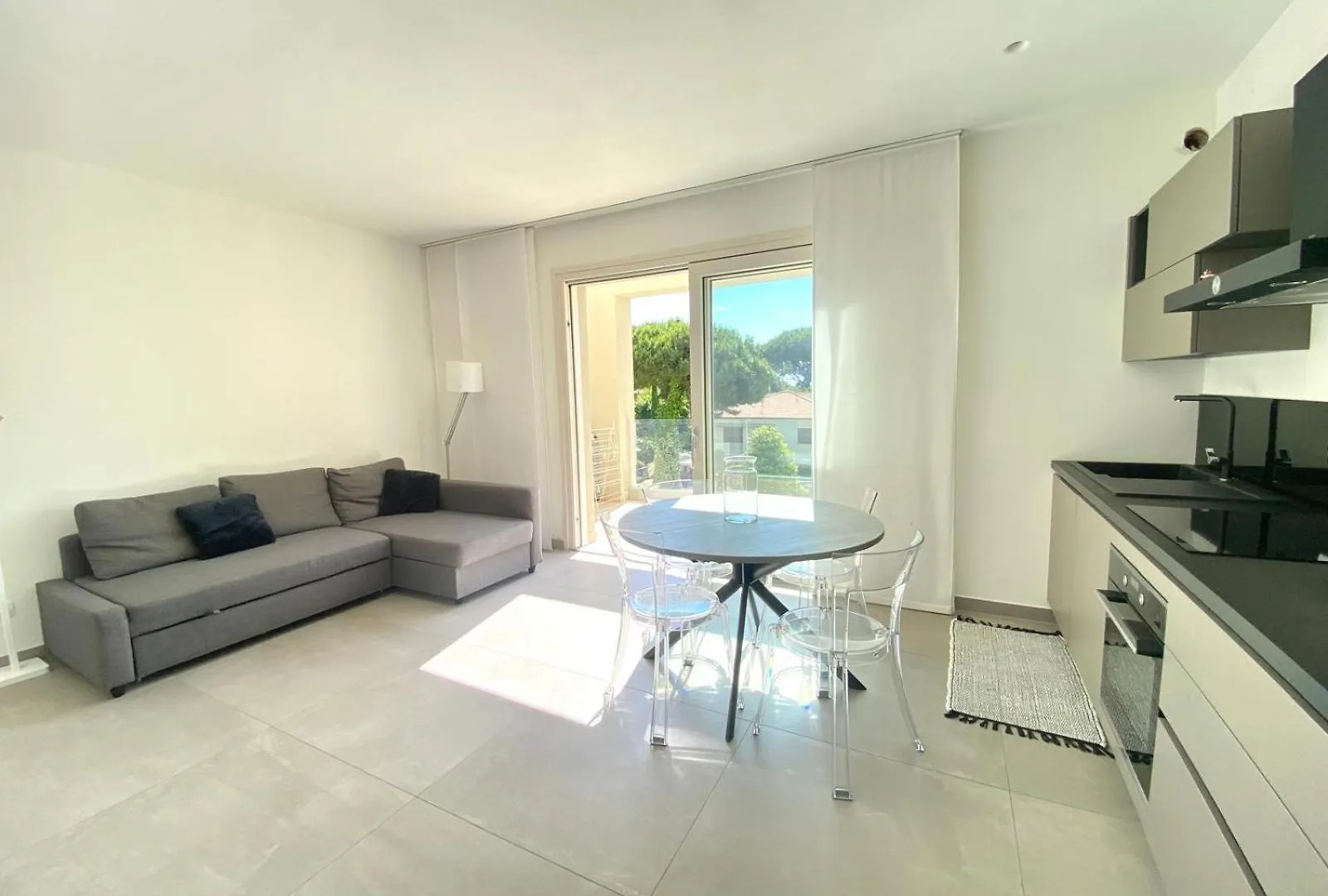 Vittoria Apartament Tirrenia Lejlighed